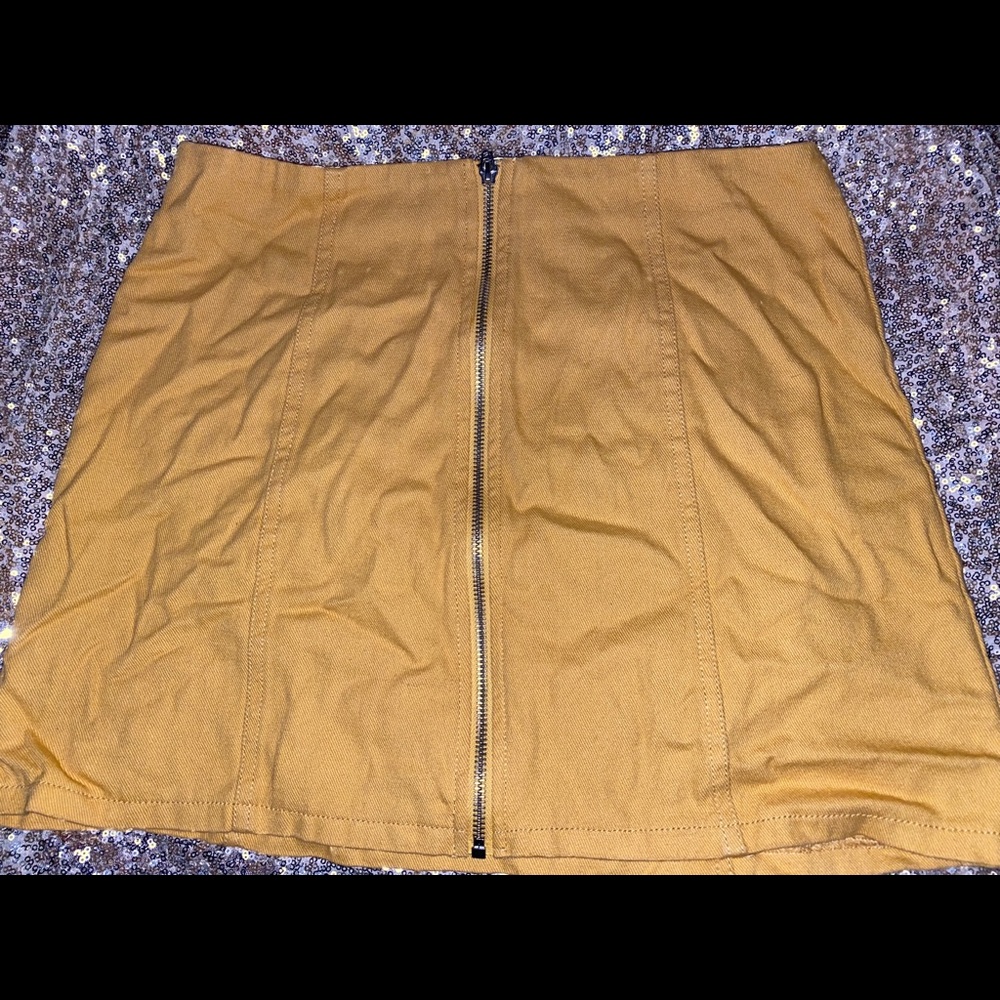 Yellow Zip Up Skirt!